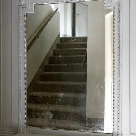Palazzo Dei Leoni
